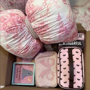 Juicy Couture Pink and White Bow Bag